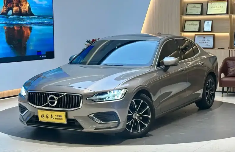 Volvo S60 2021 из Китая