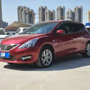 Nissan Tiida 2012 из Китая