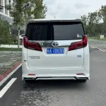 Toyota Alphard 2023 117 л.с. из Китая