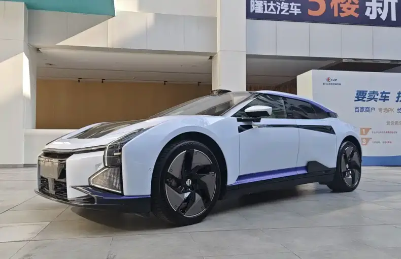 HiPhi HiPhi Z 2022 из Китая