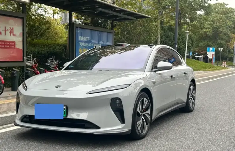 NIO ET5 2023 из Китая