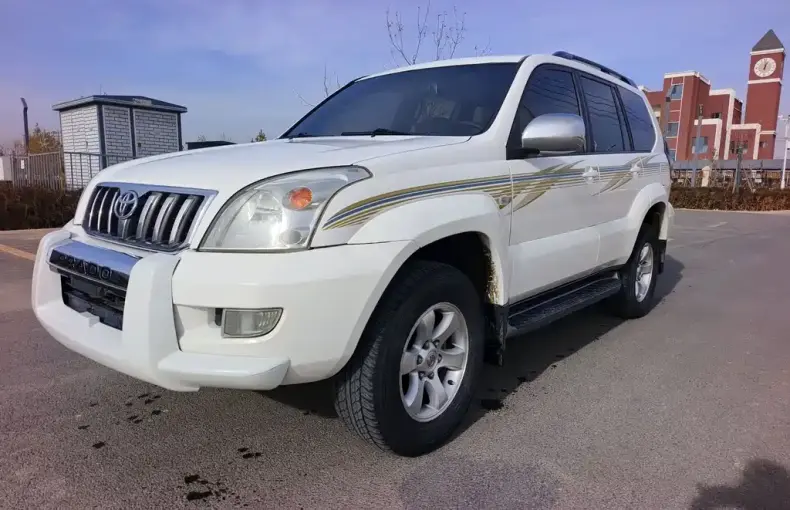 Toyota Prado (Import) 2010 из Китая