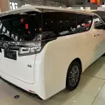 Toyota Vellfire 2020 из Китая