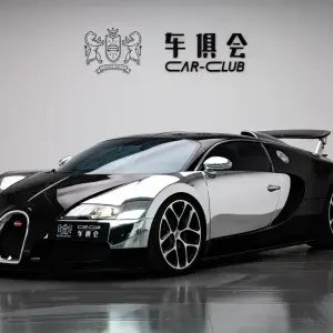 Bugatti Veyron 2006 из Китая