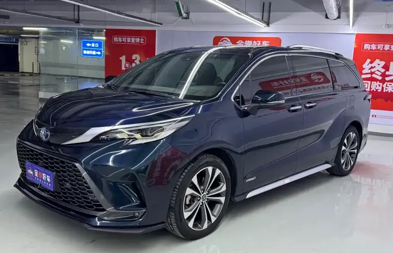 Toyota Granvia 2023 из Китая