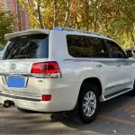 Toyota Land Cruiser 2016 лот 56514337 из Китая