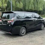 Toyota Vellfire 2020 117 л.с. из Китая