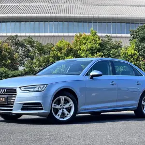 Audi A4L 2018 из Китая