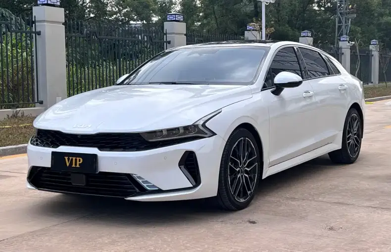 Kia K5 2022 из Китая