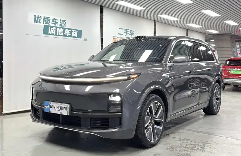 Li Auto Li L9 2024 из Китая