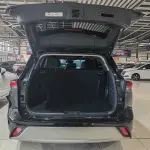 Toyota Highlander 2023 192 л.с. из Китая