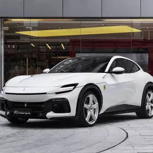 Ferrari Purosangue из Китая