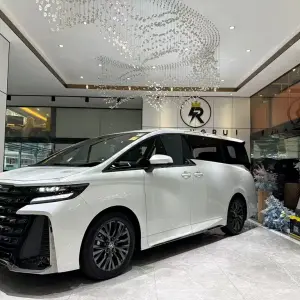 Toyota Vellfire 2025 из Китая