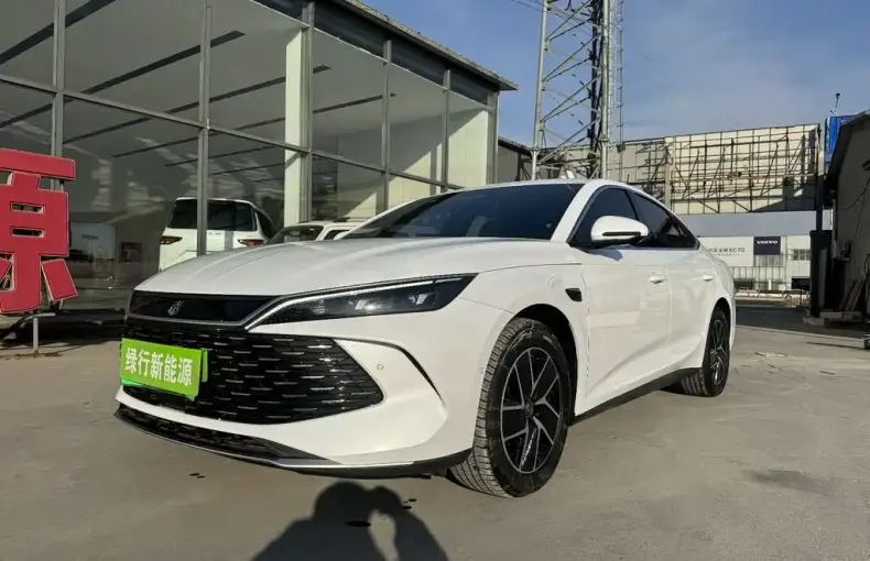 BYD Qin L 2025 из Китая