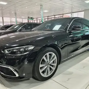 Mercedes-Benz S-Class 2023 из Китая