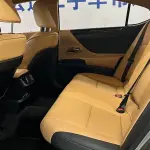 Lexus ES 2023 218 л.с. из Китая