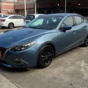 Mazda 3 Axela 2016 из Китая