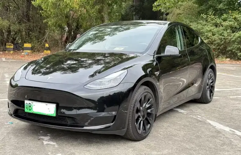 Tesla Model Y 2022 из Китая
