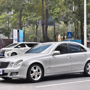 Mercedes-Benz E-Class 2009 204 л.с. из Китая