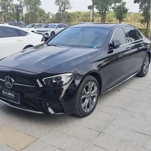 Mercedes-Benz E-Class 2023 из Китая
