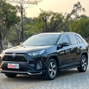 Toyota RAV4 Prime 2022 из Китая
