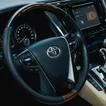 Toyota Alphard 2018 из Китая