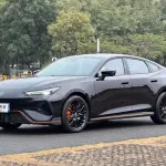 Changan UNI-V 2025 из Китая