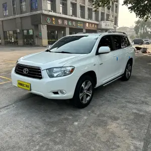 Toyota Highlander 2011 из Китая