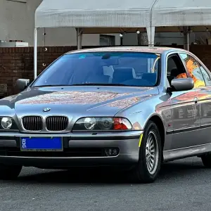 BMW 5 Series (Import) 2000 из Китая