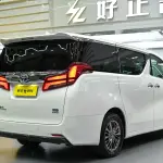 Toyota Alphard 2022 из Китая