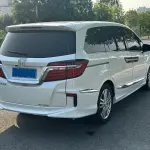 Honda Elysion 2019 186 л.с. из Китая