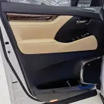 Toyota Alphard 2021 из Китая