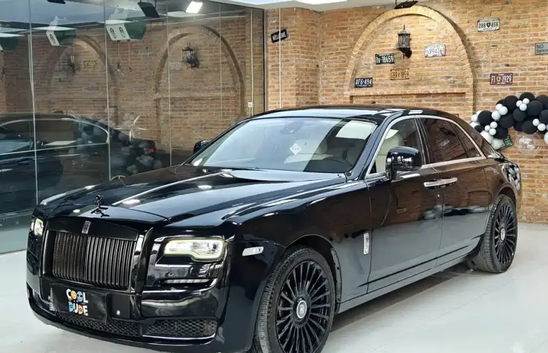 Rolls-Royce Ghost 2012 из Китая