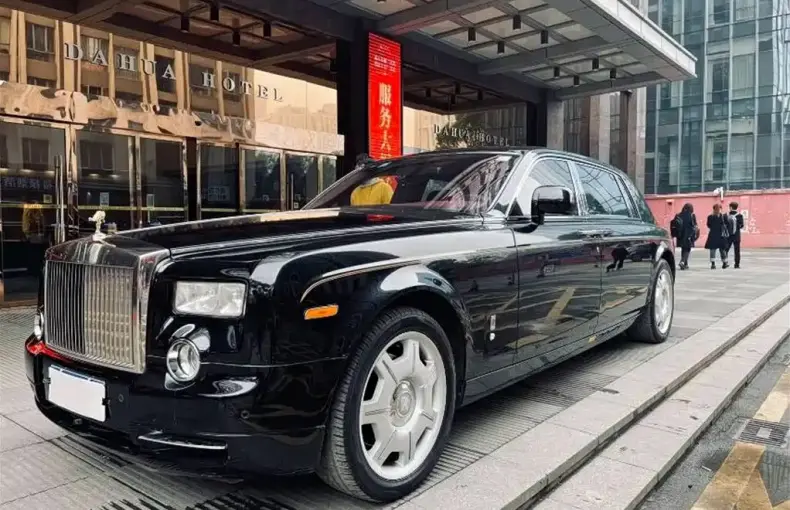 Rolls-Royce Phantom 2012 из Китая