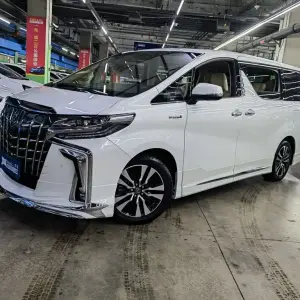 Toyota Alphard 2021 из Китая