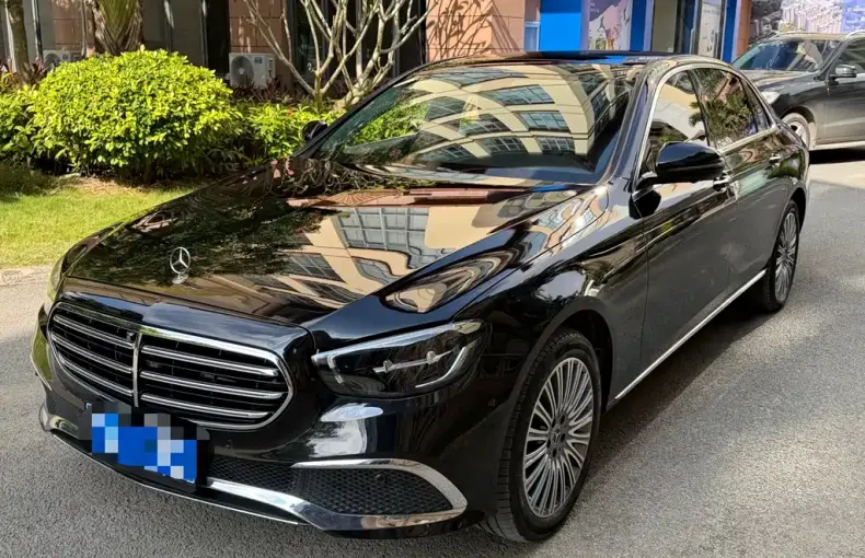 Mercedes-Benz E-Class 2023 из Китая