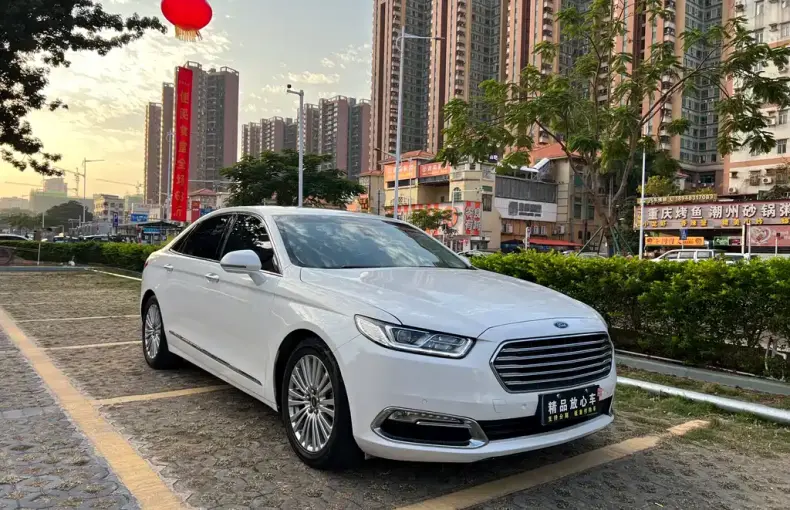 Ford Taurus 2016 из Китая