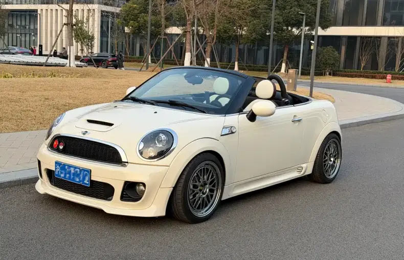 MINI Mini Roadster 2013 из Китая
