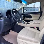 Toyota Alphard 2023 из Китая