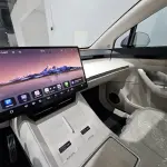 智界 Zhijie R7 из Китая