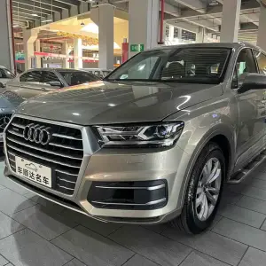 Audi Q7 2019 из Китая