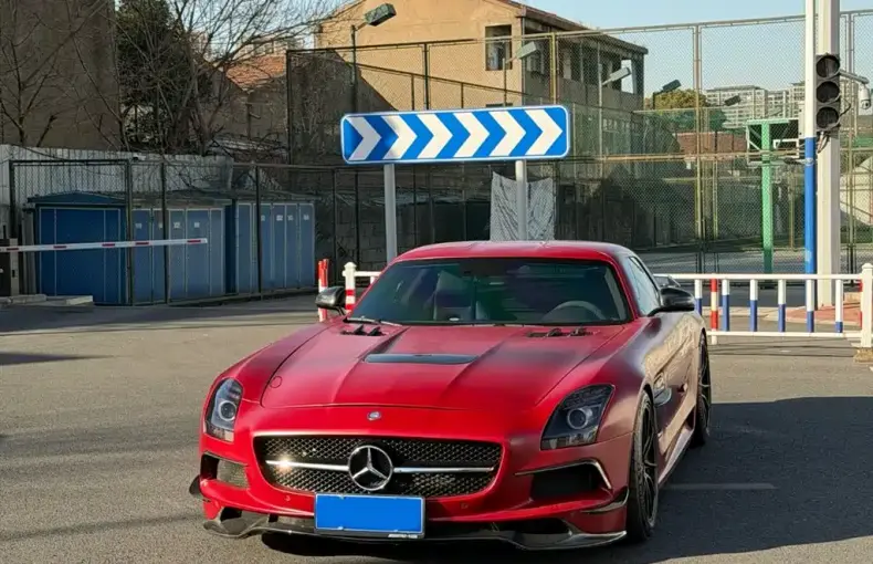 Mercedes-Benz SLS AMG 2012 из Китая