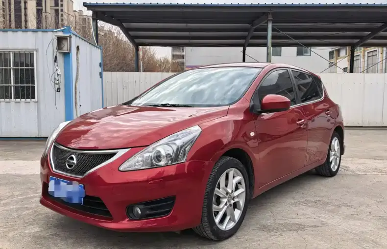 Nissan Tiida 2012 из Китая