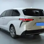 Toyota Sienna 2024 из Китая