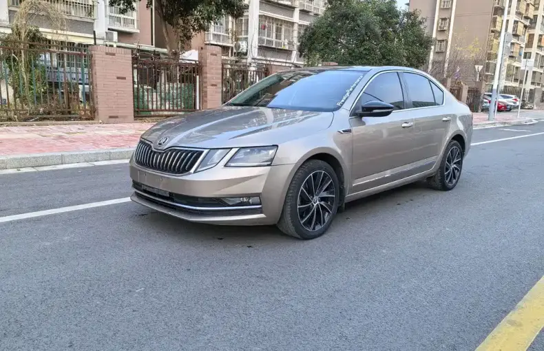 Skoda Octavia 2017 из Китая