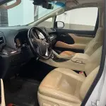 Toyota Alphard 2021 117 л.с. — лот 57461591 из Китая