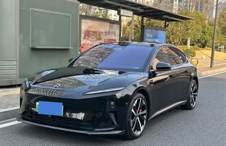 NIO ET5 2023 из Китая
