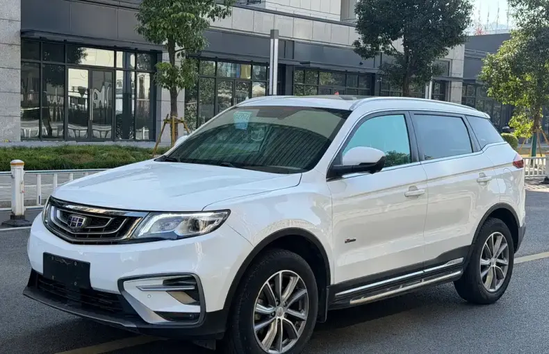 Geely Boyue 2018 из Китая