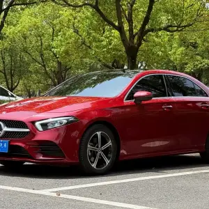 Mercedes-Benz A-Class 2023 163 л.с. 163 л.с. 163 л.с. из Китая