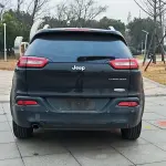 Jeep Cherokee 2016 из Китая